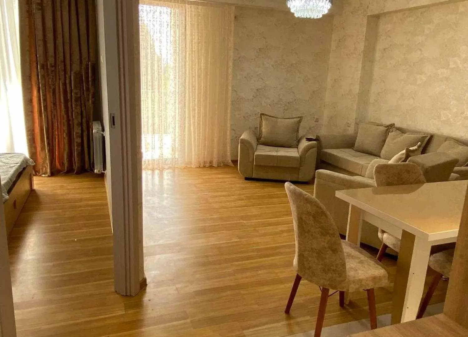 Green View Apartment Near Metro Тбилиси
