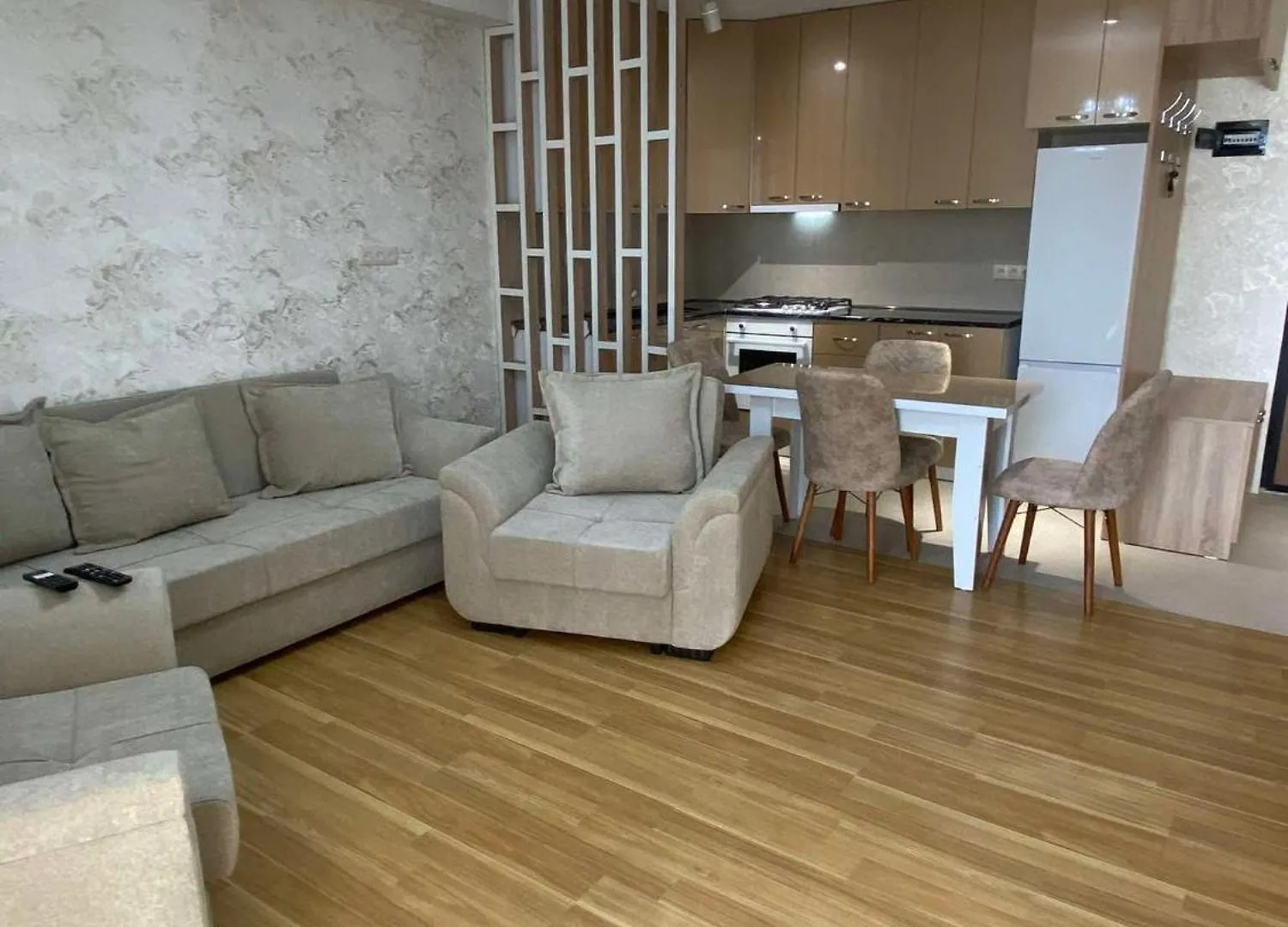 Green View Apartment Near Metro Тбилиси 0*,