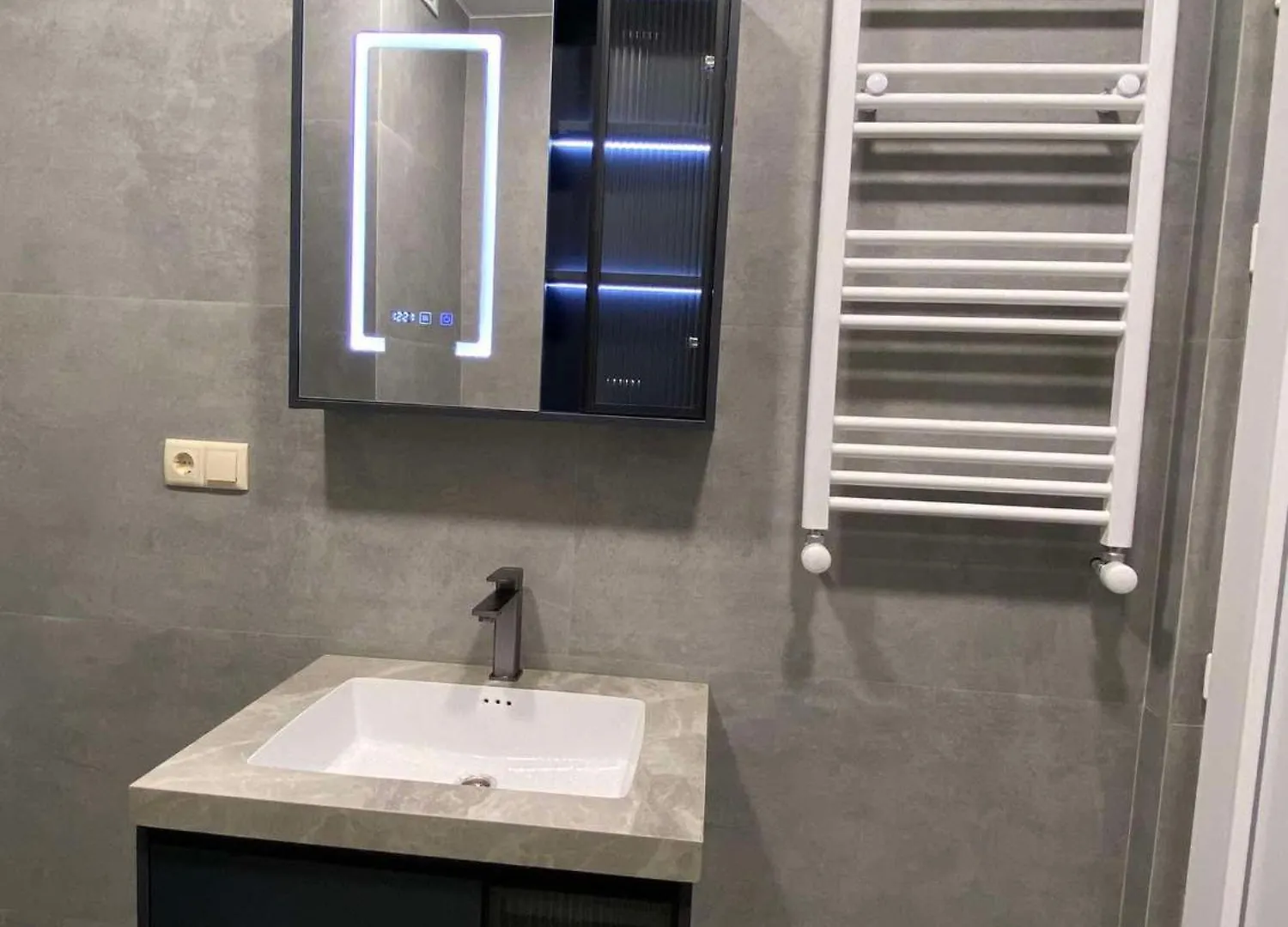 Green View Apartment Near Metro Тбилиси 0*,  Грузия